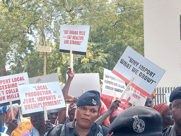 Estimated 1,000,000 metric tonnes of paddy rice stock unsold