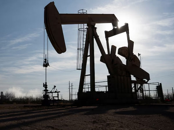 Oil hits $120 a barrel for first time since 2022 as US amps up Iran pressure