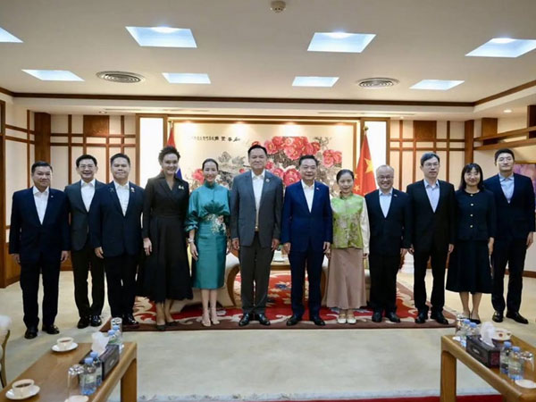 PM Anutin, Chinese Envoy discuss rice exports, investment at Bangkok talks