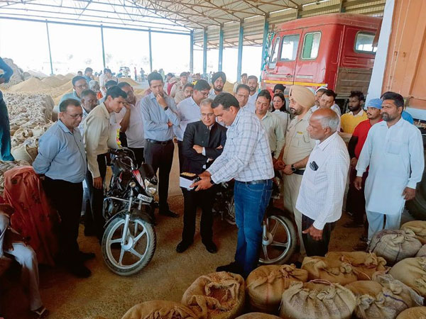 Farmers cry foul over ‘moisture manipulation’ by rice millers, officials
