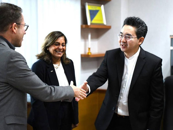 Rice Department of Thailand and IRRI discuss cooperation for advancing rice production in Thailand and Africa