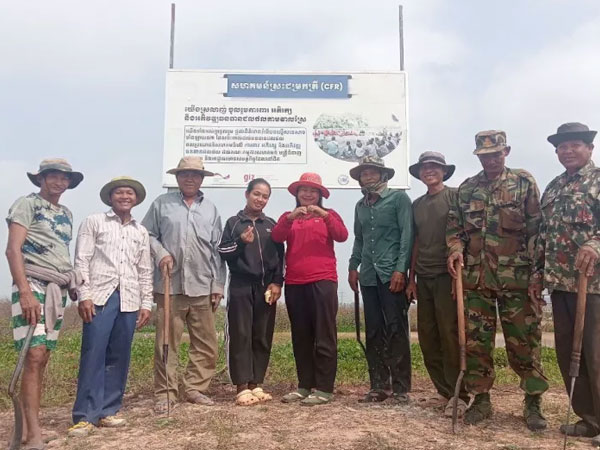 Cambodia scales rice and fish through local governance