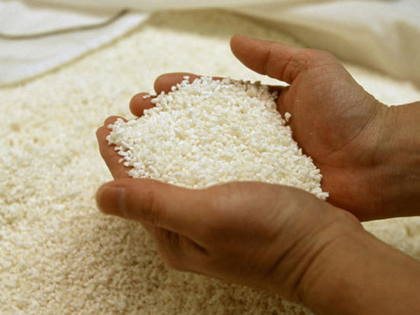 What's the purpose of adding rice to beer?