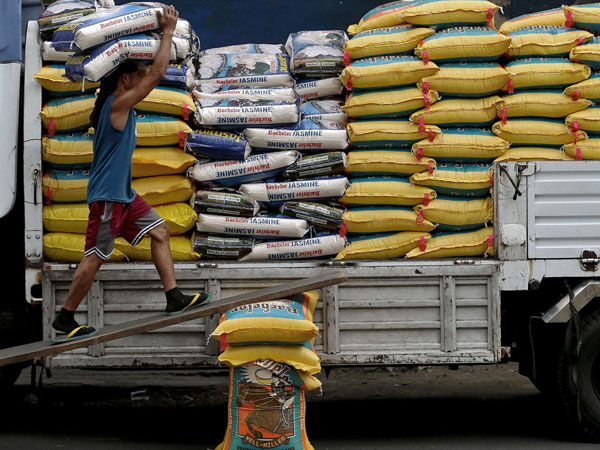 Price council pushes P50 per kilo cap on imported rice